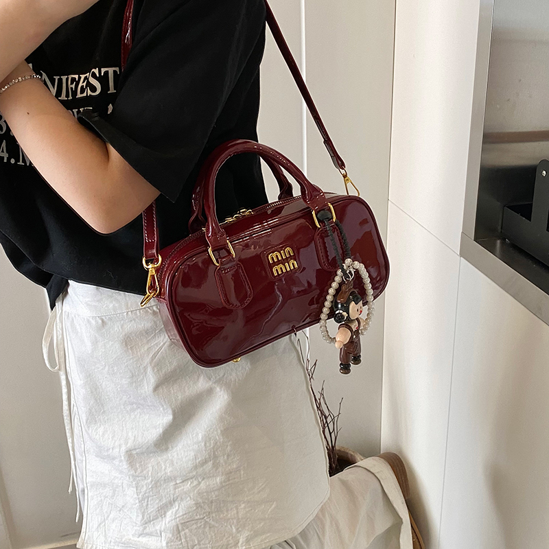 Luxury Lifestyle Handbags - 高級レディースレザートートバッグ、都会的なライフスタイルや普段使いに最適なエレガントなデザイナーショルダーハンドバッグ