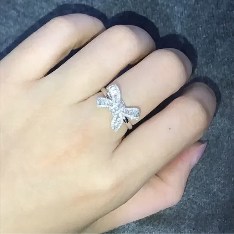 Luxury Lifestyle Jewelry - 2026年ビッグボウノット精巧なキュービックジルコニアレディースリングワインパーティー豪華なライフスタイル若い女性の誕生日プレゼントファッションジュエリー