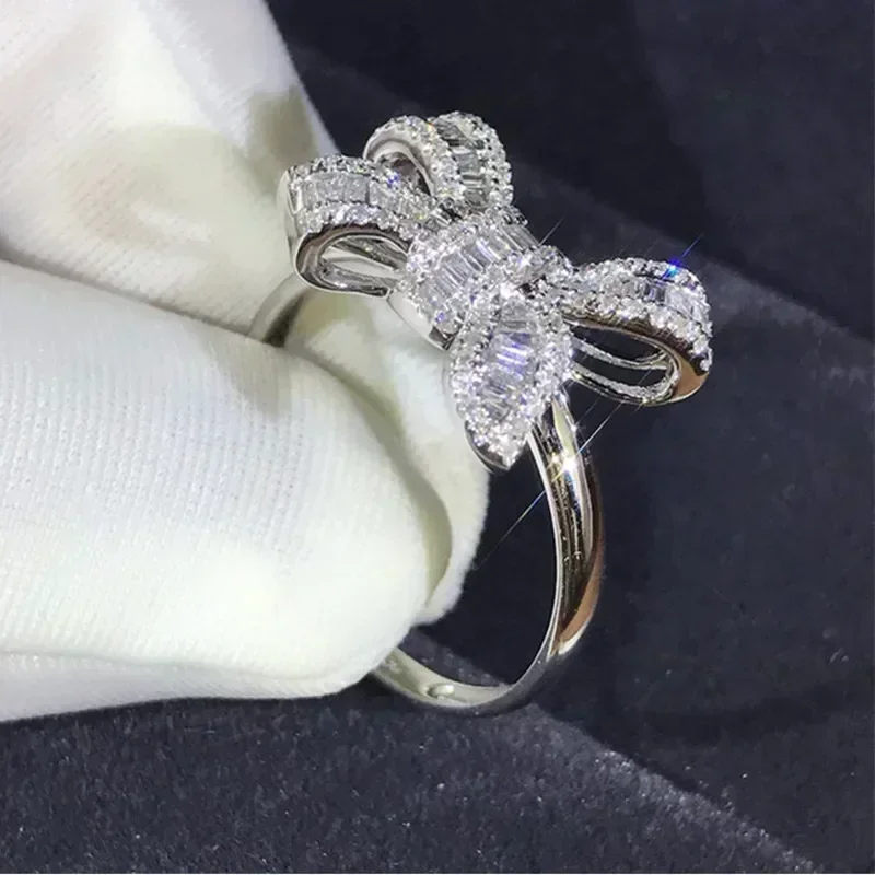 Luxury Lifestyle Jewelry - Huitan ビッグちょう結び絶妙なキュービックジルコニア女性リングワインパーティー高級ライフスタイル若い女の子の誕生日プレゼントファッションジュエリー