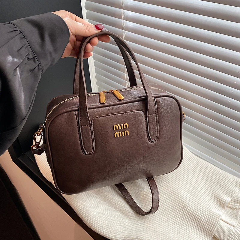 エレガントな女性向け高級レザーデザイナートートバッグ、スタイ - Luxury Lifestyle Handbags のレビューと価格