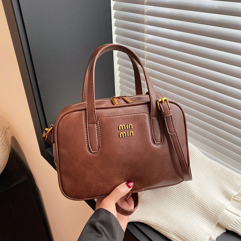 エレガントな女性向け高級レザーデザイナートートバッグ、スタイ - Luxury Lifestyle Handbags のレビューと価格