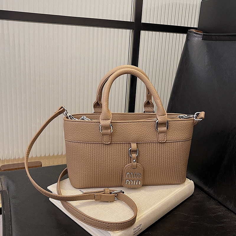 高級レディースハイエンドレザートートバッグ、エレガントなデザ - Luxury Lifestyle Handbags のレビューと価格