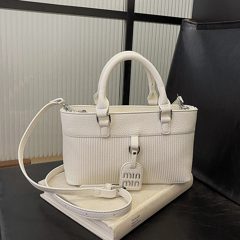 高級レディースハイエンドレザートートバッグ、エレガントなデザ - Luxury Lifestyle Handbags のレビューと価格